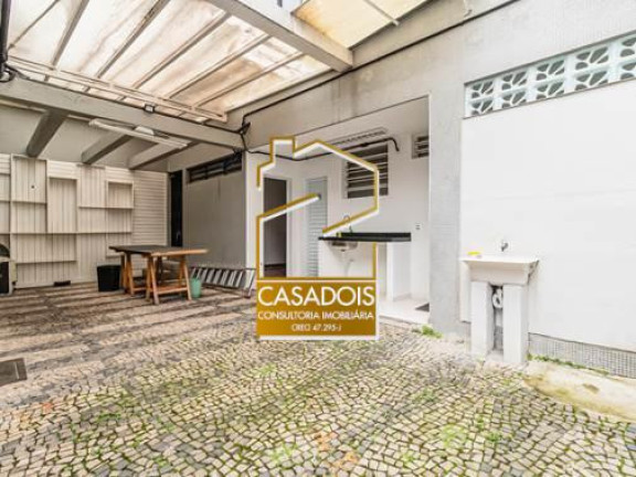 Casa com 8 Quartos à Venda, 400 m² em Vila Mariana - São Paulo