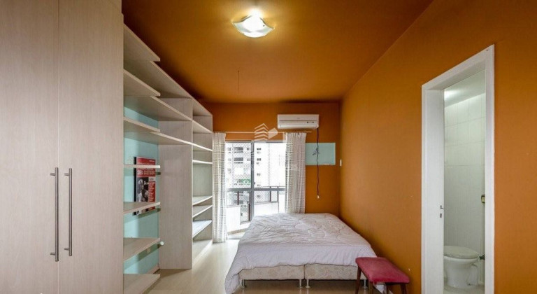 Imagem Apartamento com 3 Quartos à Venda,  em Centro - Balneário Camboriú