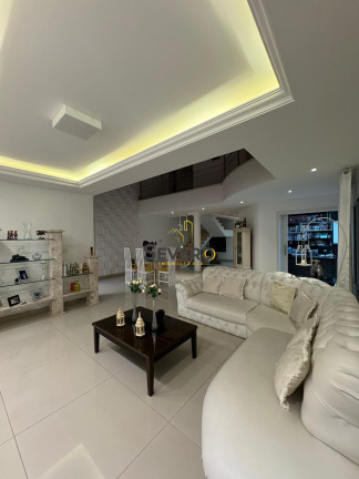 Imagem Casa com 5 Quartos à Venda, 418 m² em Camboinhas - Niterói Imagem Casa com 5 Quartos à Venda, 418 m² em Camboinhas - Niterói