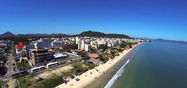 Imagem Imóvel com 2 Quartos para Alugar,  em Canasvieiras - Florianópolis