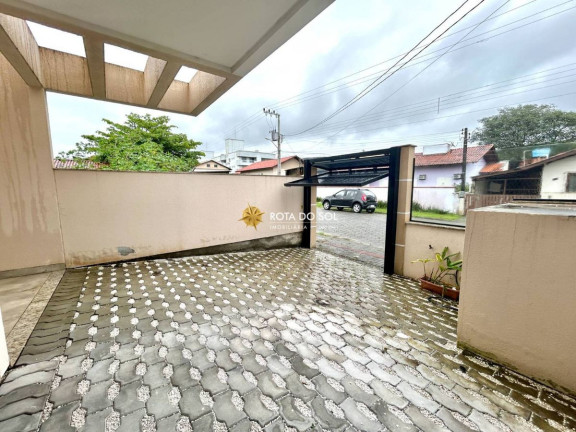 Imagem Sobrado com 2 Quartos à Venda, 82 m² em Bombas - Bombinhas Imagem Sobrado com 2 Quartos à Venda, 82 m² em Bombas - Bombinhas