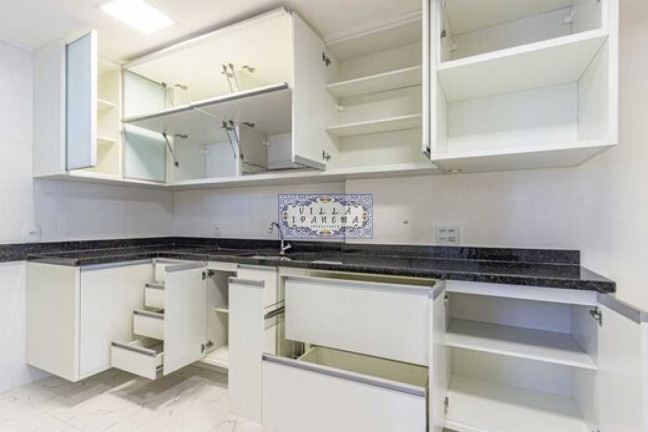 Imagem Apartamento com 2 Quartos à Venda, 68 m² em Lagoa - Rio De Janeiro Imagem Apartamento com 2 Quartos à Venda, 68 m² em Lagoa - Rio De Janeiro
