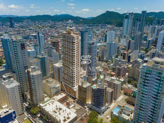 Imagem Cobertura com 4 Quartos à Venda, 353 m² em 2 Quadra Centro - Balneário Camboriú