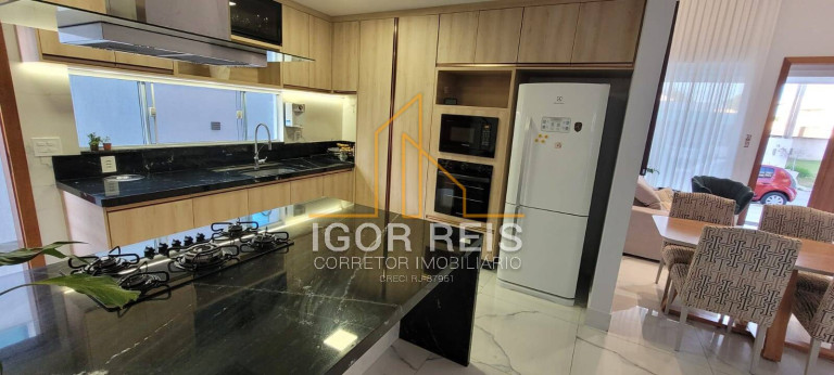 Imagem Casa de Condomínio com 3 Quartos à Venda, em Parque Rodoviário - Campos Dos Goytacazes Imagem Casa de Condomínio com 3 Quartos à Venda, em Parque Rodoviário - Campos Dos Goytacazes