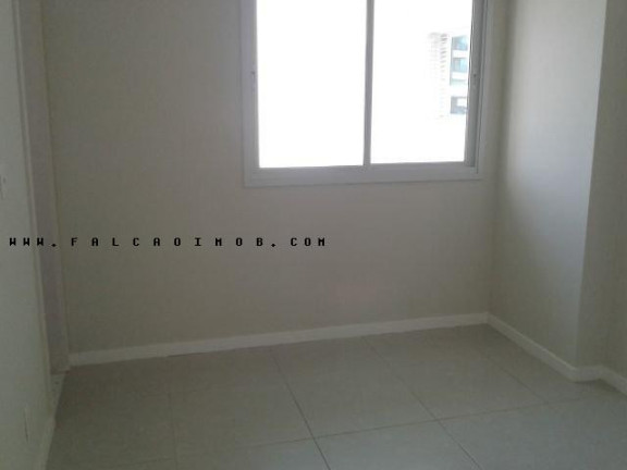Imagem Apartamento com 4 Quartos à Venda, 155 m² Imagem Apartamento com 4 Quartos à Venda, 155 m²