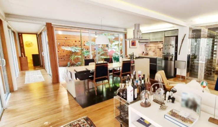Imagem Casa com 3 Quartos à Venda, 245 m² em Vila Nova Conceição - São Paulo Imagem Casa com 3 Quartos à Venda, 245 m² em Vila Nova Conceição - São Paulo