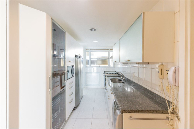 Imagem Apartamento com 3 Quartos à Venda, 181 m² em Moema - São Paulo Imagem Apartamento com 3 Quartos à Venda, 181 m² em Moema - São Paulo