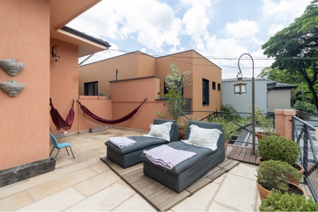 Imagem Casa com 4 Quartos à Venda, 300 m² em Moema - São Paulo