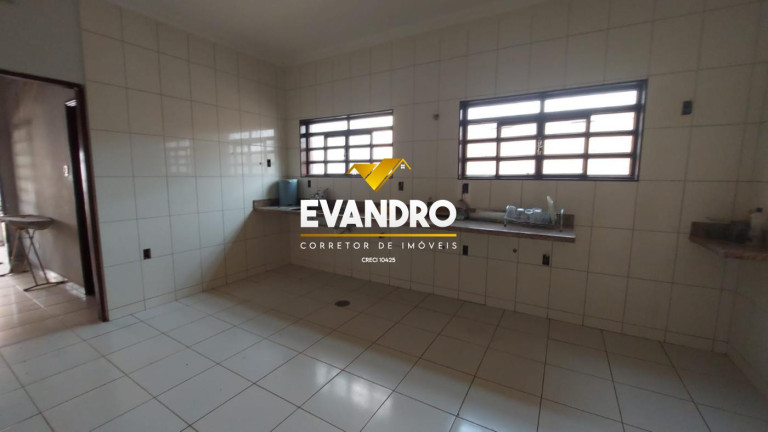 Imagem Casa com 5 Quartos à Venda, 720 m² em Boa Esperança - Cuiabá Imagem Casa com 5 Quartos à Venda, 720 m² em Boa Esperança - Cuiabá
