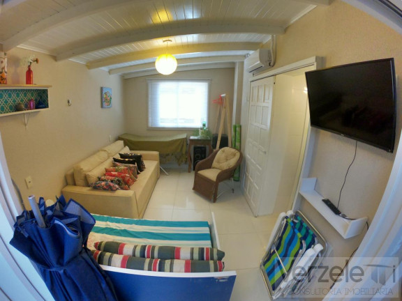 Imagem Apartamento com 3 Quartos para Temporada, 130 m² em Centro - Balneário Camboriú