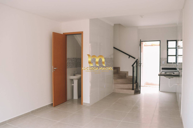 Imagem Casa de Condomínio com 2 Quartos à Venda, 49 m² em Maracanã - Praia Grande