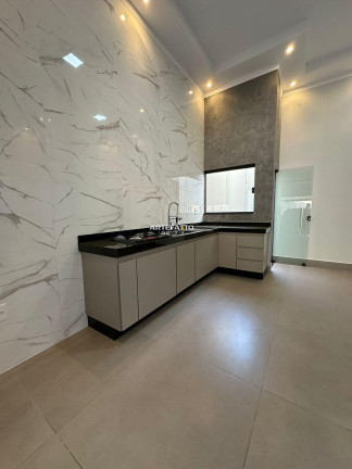 Imagem Casa com 3 Quartos à Venda, 130 m² Imagem Casa com 3 Quartos à Venda, 130 m²