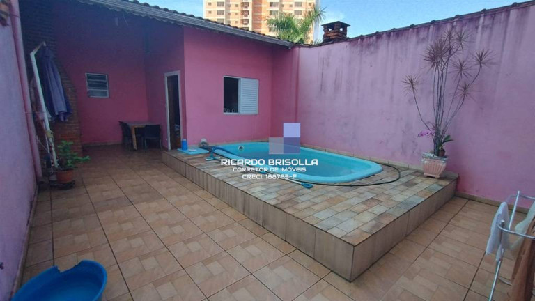 Imagem Casa com 5 Quartos à Venda, 210 m² em Guilhermina - Praia Grande Imagem Casa com 5 Quartos à Venda, 210 m² em Guilhermina - Praia Grande