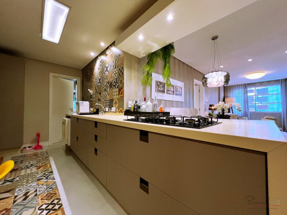 Imagem Apartamento com 3 Quartos à Venda, 119 m² em Centro - Florianópolis Imagem Apartamento com 3 Quartos à Venda, 119 m² em Centro - Florianópolis