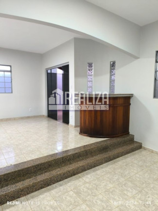 Imagem Casa com 3 Quartos à Venda, 172 m² em Santa Maria - Uberaba Imagem Casa com 3 Quartos à Venda, 172 m² em Santa Maria - Uberaba