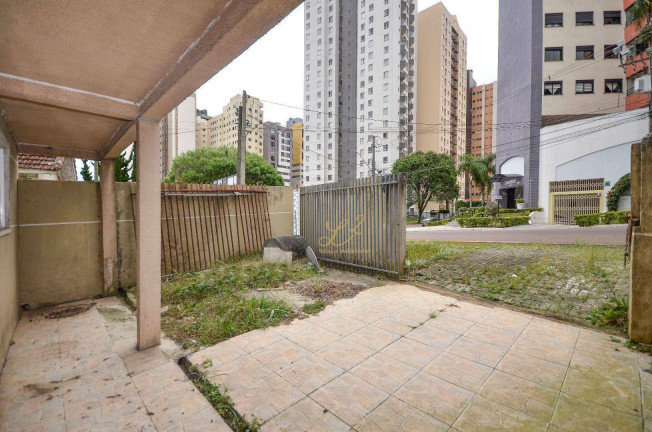 Imagem Sobrado com 3 Quartos à Venda, 117 m² em Cristo Rei - Curitiba Imagem Sobrado com 3 Quartos à Venda, 117 m² em Cristo Rei - Curitiba