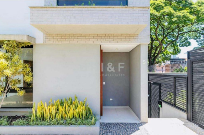 Imagem Casa com 3 Quartos à Venda, 352 m² em Indianópolis - São Paulo Imagem Casa com 3 Quartos à Venda, 352 m² em Indianópolis - São Paulo