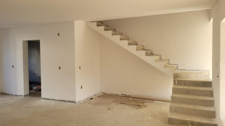 Imagem Sobrado com 3 Quartos à Venda, 186 m² em Glória - Joinville Imagem Sobrado com 3 Quartos à Venda, 186 m² em Glória - Joinville