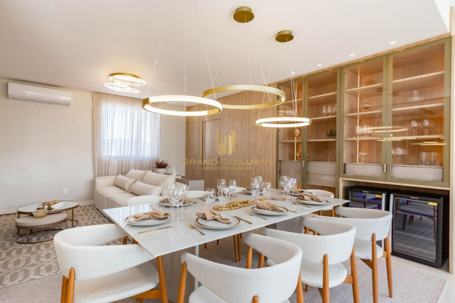 Imagem Cobertura com 3 Quartos à Venda, 242 m² em Centro - Balneário Camboriú