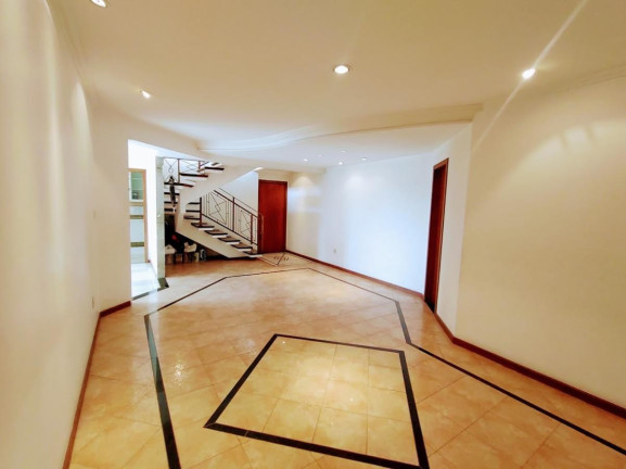 Imagem Cobertura com 4 Quartos à Venda, 389 m² em Centro - Joinville