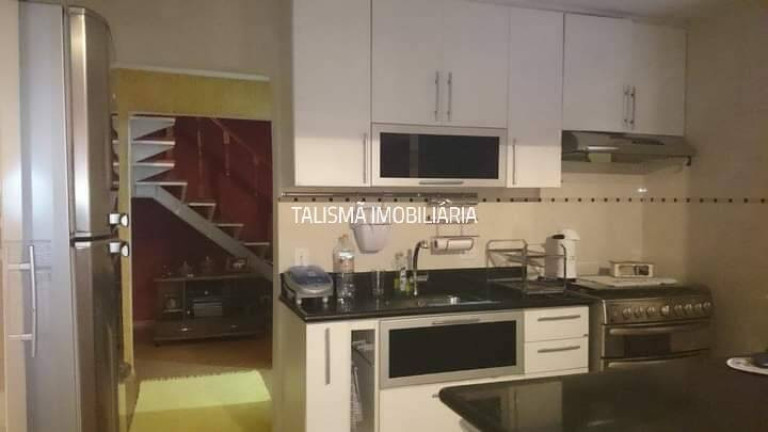 Imagem Sobrado com 3 Quartos à Venda, 125 m² em Taboão Da Serra