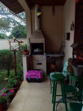Imagem Casa com 5 Quartos à Venda, 190 m² em Granja Viana - Carapicuíba Imagem Casa com 5 Quartos à Venda, 190 m² em Granja Viana - Carapicuíba