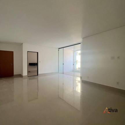 Imagem Apartamento com 3 Quartos à Venda, 135 m² Imagem Apartamento com 3 Quartos à Venda, 135 m²