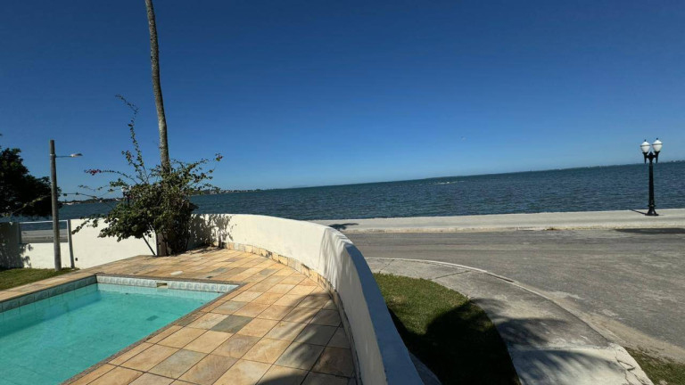 Imagem Casa com 5 Quartos para Alugar, 300 m² em Coqueiral - Araruama Imagem Casa com 5 Quartos para Alugar, 300 m² em Coqueiral - Araruama