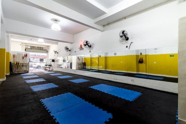 Sala Comercial à Venda, 121 m² em água Branca - São Paulo