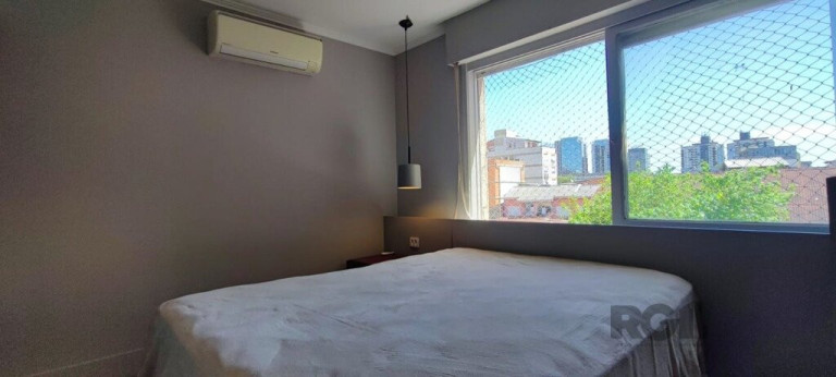 Imagem Apartamento com 1 Quarto à Venda, 44 m² em Menino Deus - Porto Alegre Imagem Apartamento com 1 Quarto à Venda, 44 m² em Menino Deus - Porto Alegre