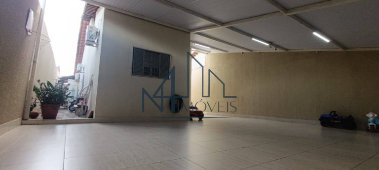 Imagem Casa com 3 Quartos à Venda, 348 m² em Cardoso Continuação - Aparecida De Goiânia Imagem Casa com 3 Quartos à Venda, 348 m² em Cardoso Continuação - Aparecida De Goiânia