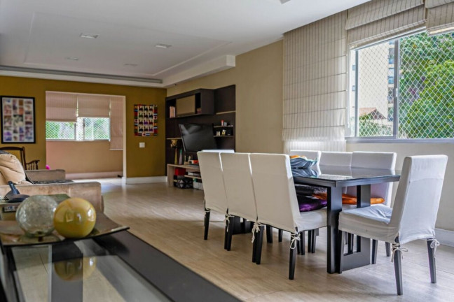 Imagem Imóvel com 3 Quartos à Venda, 152 m² em Botafogo - Rio De Janeiro Imagem Imóvel com 3 Quartos à Venda, 152 m² em Botafogo - Rio De Janeiro
