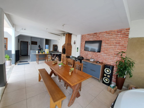 Imagem Casa com 4 Quartos à Venda, 200 m² em Jardim Guaranhuns - Vila Velha Imagem Casa com 4 Quartos à Venda, 200 m² em Jardim Guaranhuns - Vila Velha
