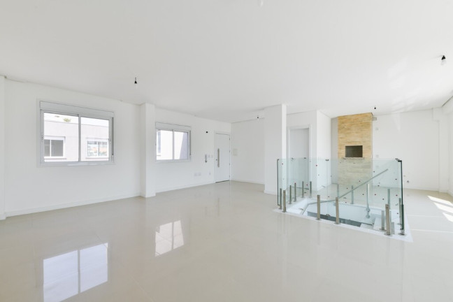 Imagem Imóvel com 3 Quartos à Venda, 243 m² em Higienópolis - Porto Alegre Imagem Imóvel com 3 Quartos à Venda, 243 m² em Higienópolis - Porto Alegre
