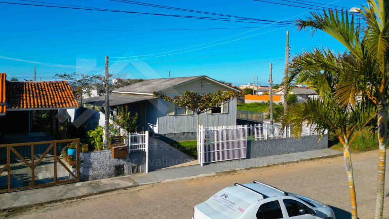 Imagem Casa com 2 Quartos à Venda, 79 m² em Zona Sul - Balneário Rincão Imagem Casa com 2 Quartos à Venda, 79 m² em Zona Sul - Balneário Rincão
