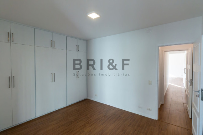 Imagem Apartamento com 3 Quartos à Venda ou Locação, 110 m² em Vila Olímpia - São Paulo Imagem Apartamento com 3 Quartos à Venda ou Locação, 110 m² em Vila Olímpia - São Paulo