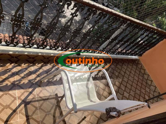 Imagem Casa com 6 Quartos à Venda, 525 m² em Tijuca - Rio De Janeiro Imagem Casa com 6 Quartos à Venda, 525 m² em Tijuca - Rio De Janeiro