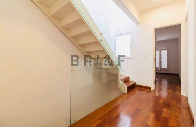 Imagem Casa com 3 Quartos à Venda, 300 m² em Jardim Viana - São Paulo Imagem Casa com 3 Quartos à Venda, 300 m² em Jardim Viana - São Paulo