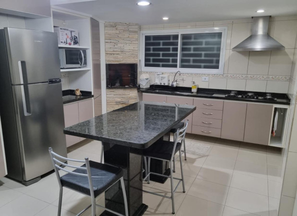 Imagem Casa com 3 Quartos à Venda, 112 m² em Xaxim - Curitiba