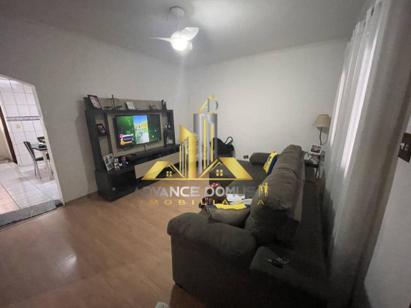 Imagem Casa de Vila com 2 Quartos à Venda, 215 m²