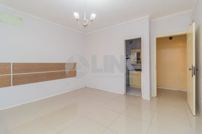 Imagem Casa com 3 Quartos à Venda, 180 m² em Sarandi - Porto Alegre Imagem Casa com 3 Quartos à Venda, 180 m² em Sarandi - Porto Alegre
