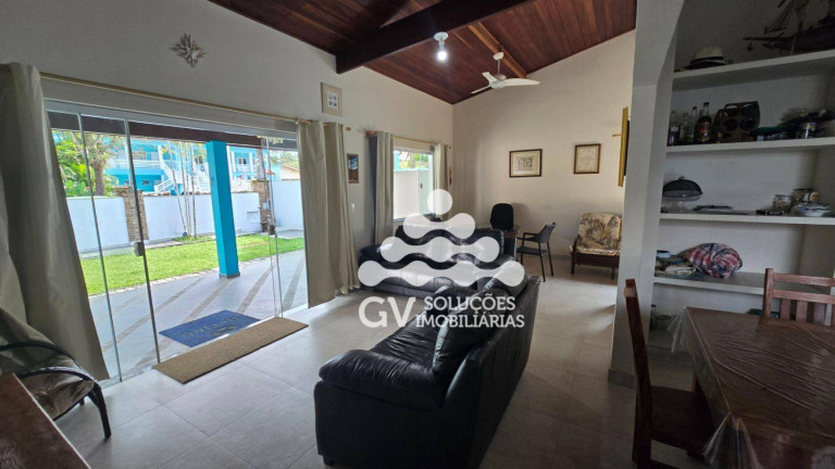 Imagem Casa com 3 Quartos à Venda, 205 m² em Lagoinha - Ubatuba Imagem Casa com 3 Quartos à Venda, 205 m² em Lagoinha - Ubatuba