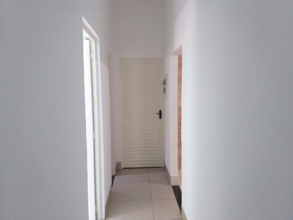 Imagem Casa com 3 Quartos à Venda, 250 m² em Jardim Jockey Club - Cuiabá Imagem Casa com 3 Quartos à Venda, 250 m² em Jardim Jockey Club - Cuiabá