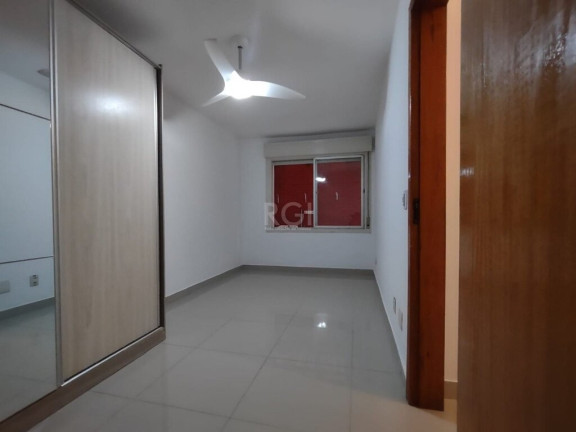 Imagem Apartamento com 2 Quartos à Venda, 61 m² em Medianeira - Porto Alegre