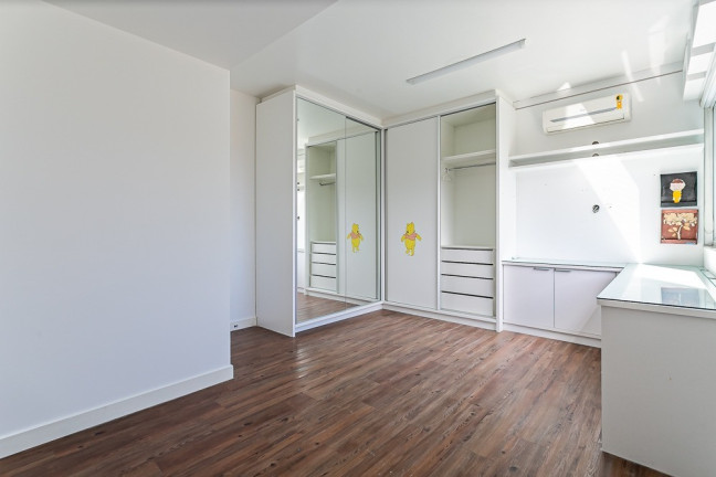Imagem Apartamento com 4 Quartos à Venda, 218 m² em Centro - Florianópolis Imagem Apartamento com 4 Quartos à Venda, 218 m² em Centro - Florianópolis