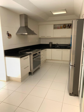 Imagem Casa com 9 Quartos à Venda, 272 m² em Vilas Do Atlântico - Lauro De Freitas Imagem Casa com 9 Quartos à Venda, 272 m² em Vilas Do Atlântico - Lauro De Freitas