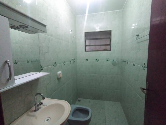 Imagem Casa com 2 Quartos à Venda,  em Botucatu