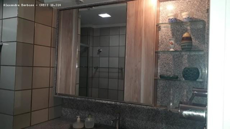 Imagem Apartamento com 3 Quartos à Venda, 150 m² em Espinheiro - Recife