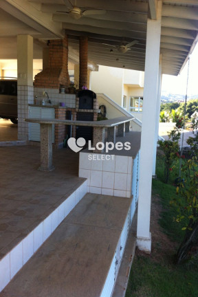 Imagem Imóvel com 3 Quartos à Venda, 238 m² em Villaggio Capríccio - Louveira Imagem Imóvel com 3 Quartos à Venda, 238 m² em Villaggio Capríccio - Louveira