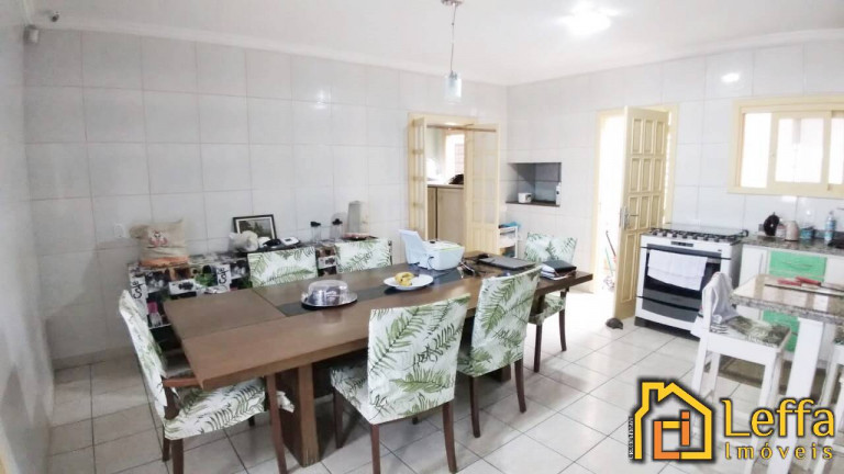 Imagem Casa com 4 Quartos à Venda, 300 m² em Capão Novo - Capão Da Canoa Imagem Casa com 4 Quartos à Venda, 300 m² em Capão Novo - Capão Da Canoa